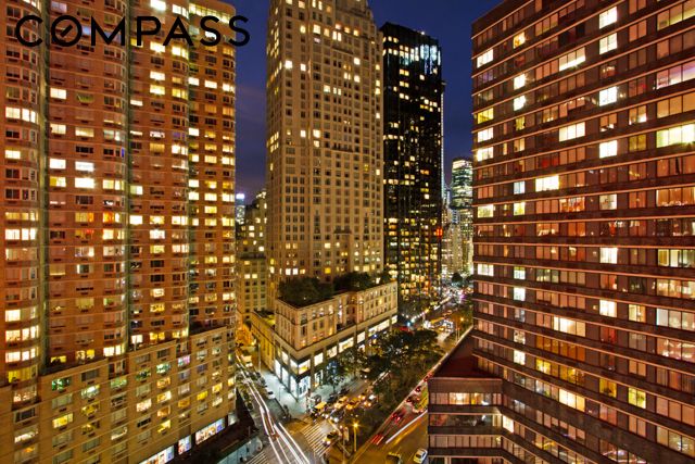 61 W 62nd Street 16D