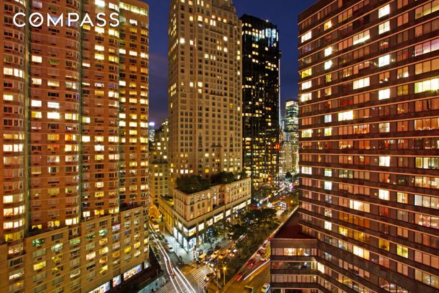 61 W 62nd Street 16D