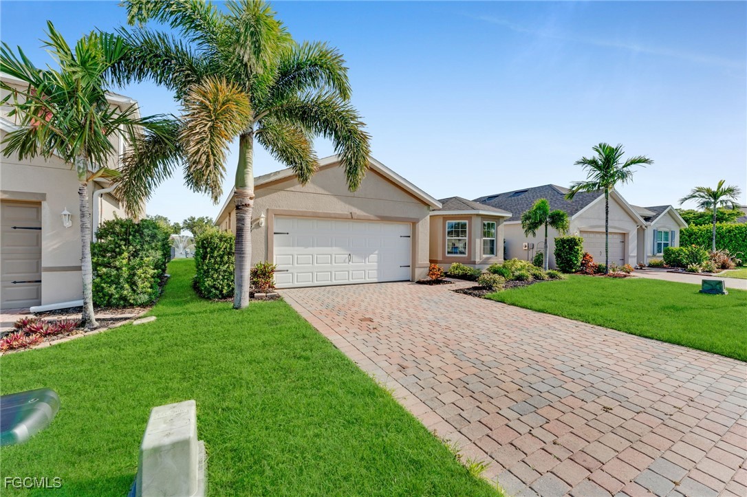 3477 Acapulco CIR
