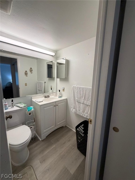 9570 Green Cypress LN 13