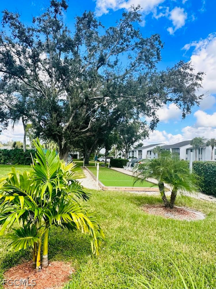 9540 Green Cypress LN 11