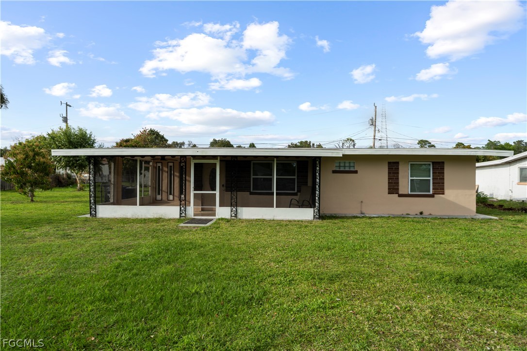 48 Victoria DR