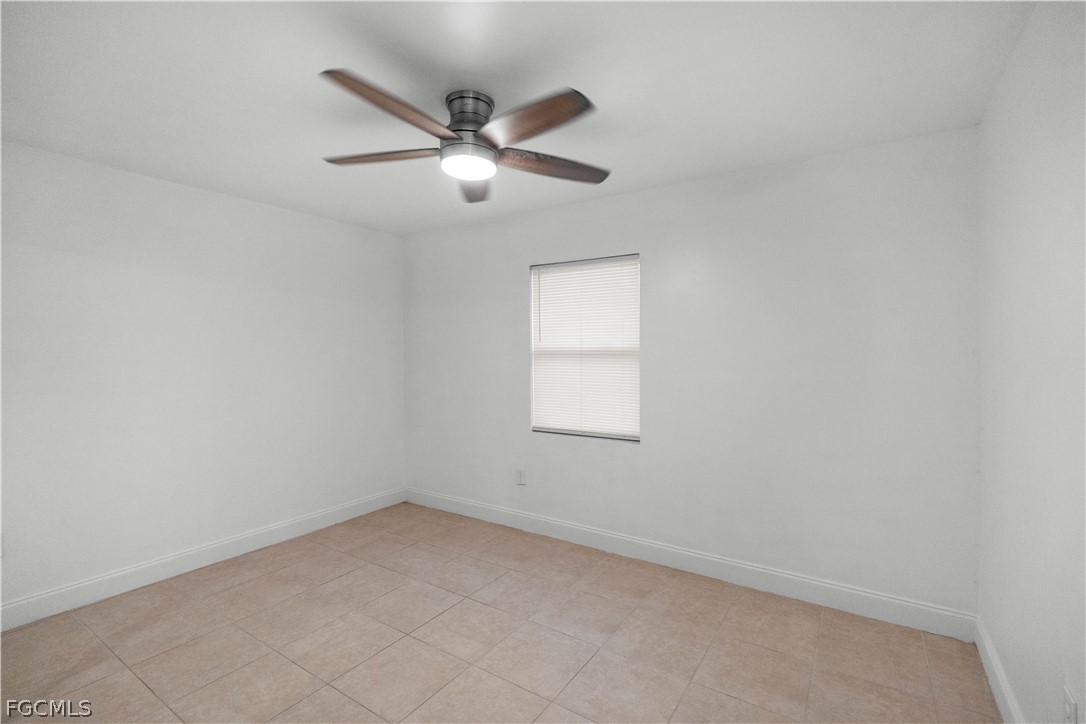 48 Victoria DR