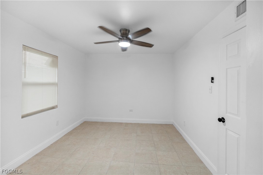 48 Victoria DR