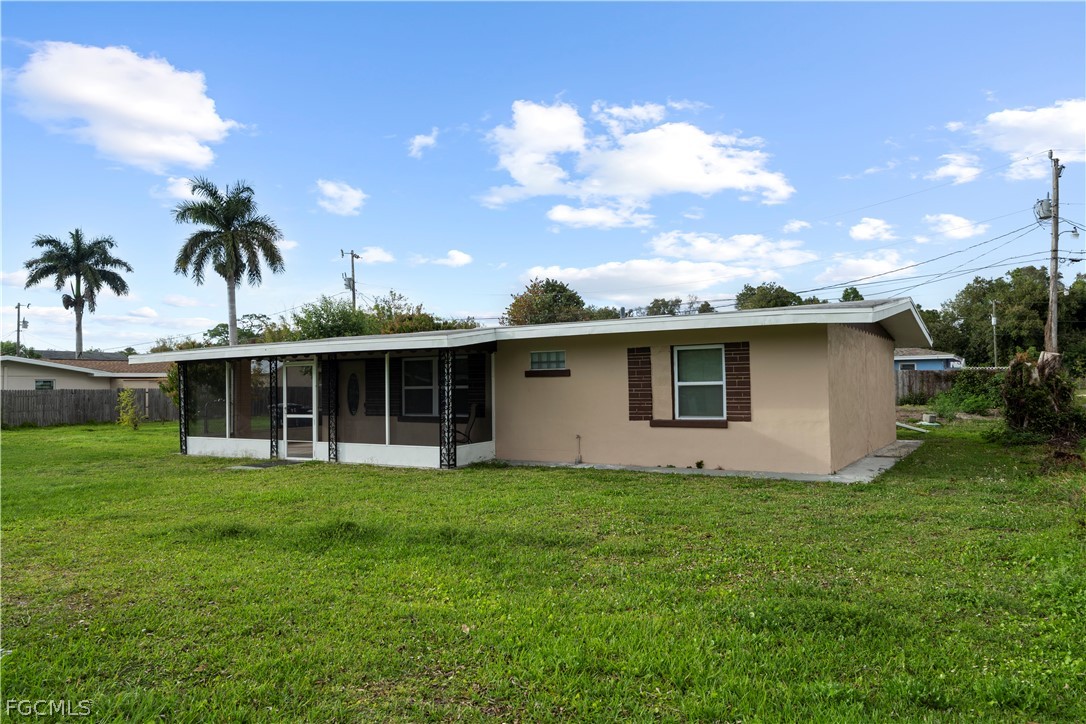 48 Victoria DR