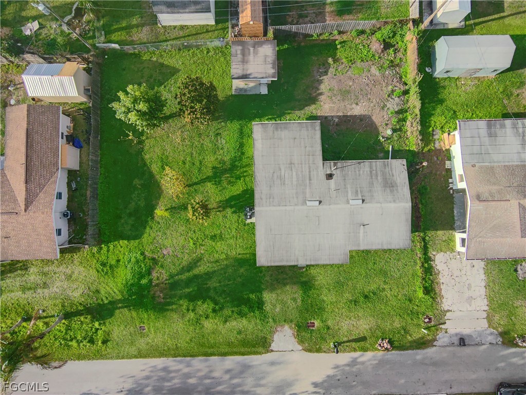 48 Victoria DR