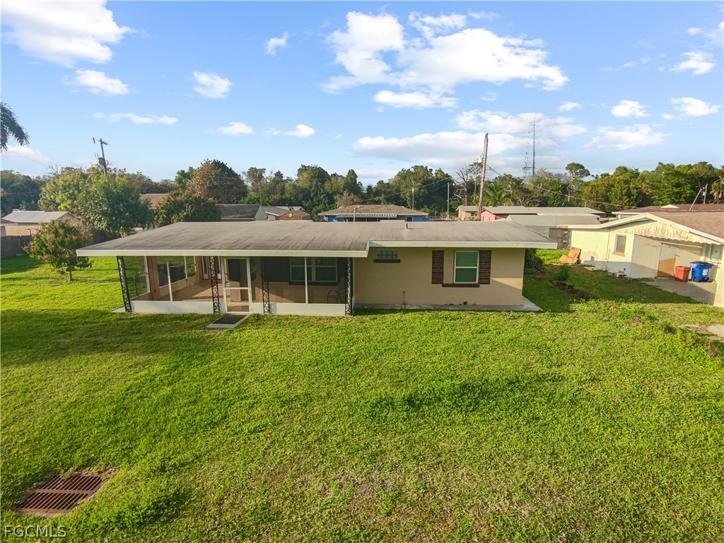 48 Victoria DR