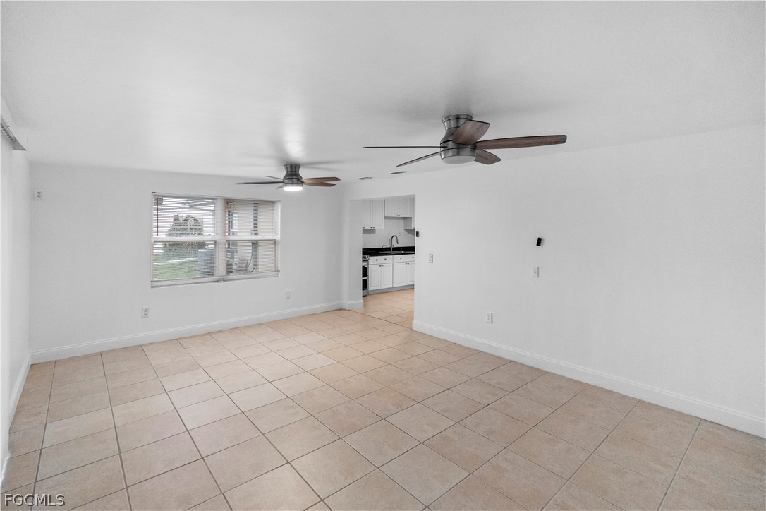 48 Victoria DR