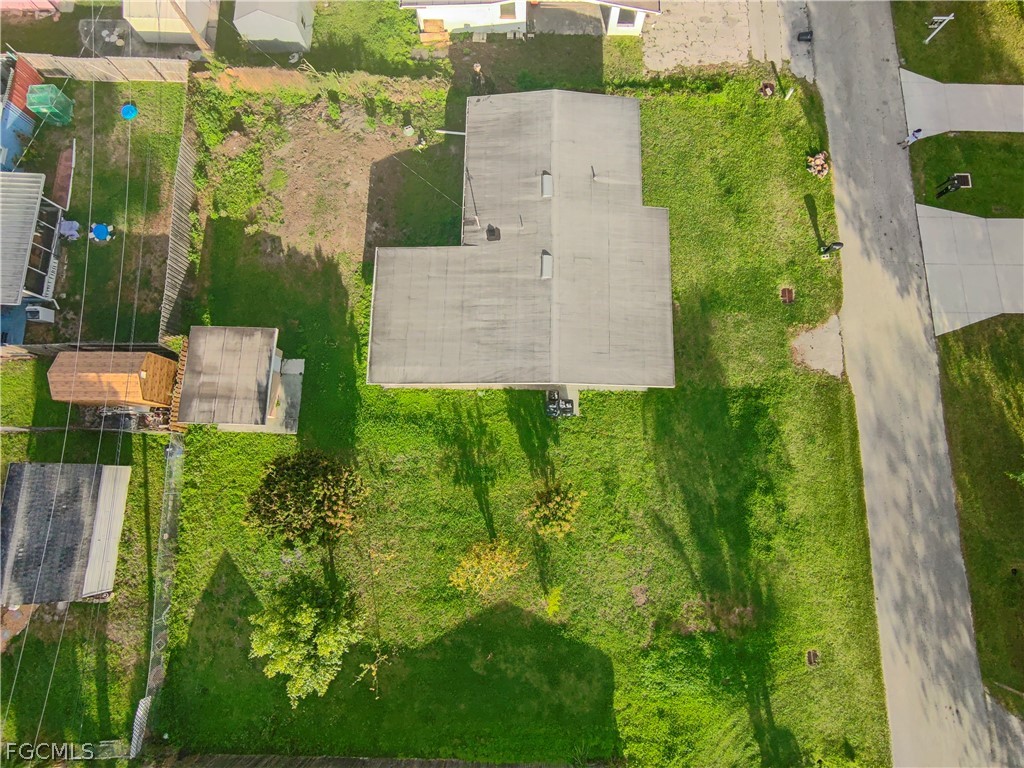 48 Victoria DR