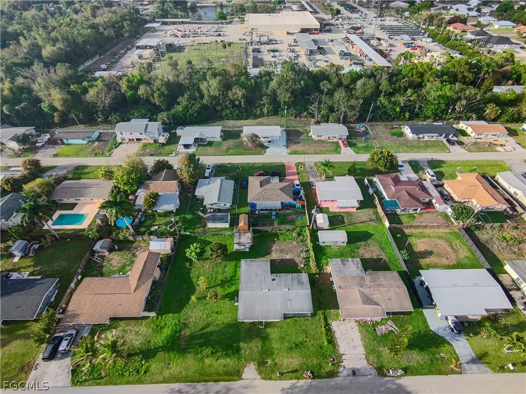 48 Victoria DR