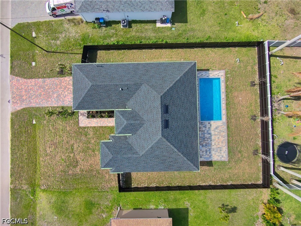 4213 NE 23rd PL