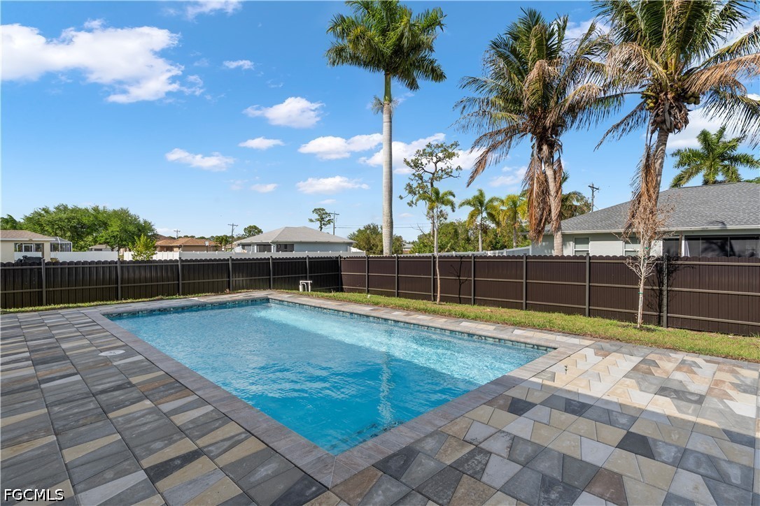 4213 NE 23rd PL