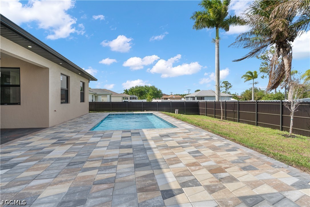 4213 NE 23rd PL