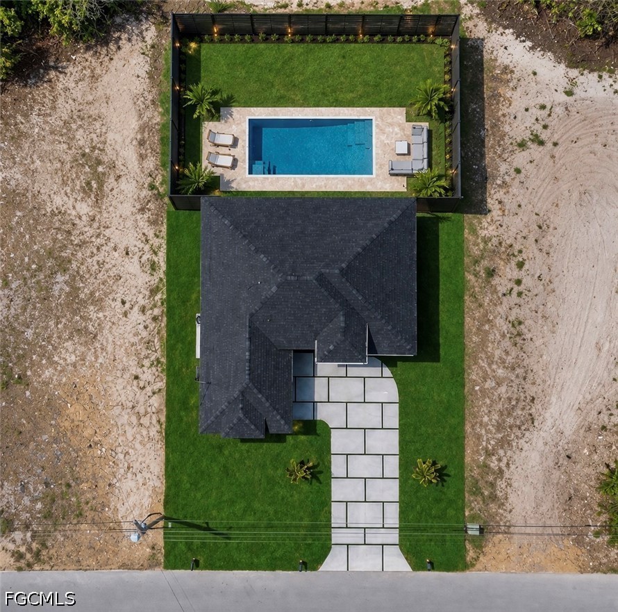 1320 NE 20th ST