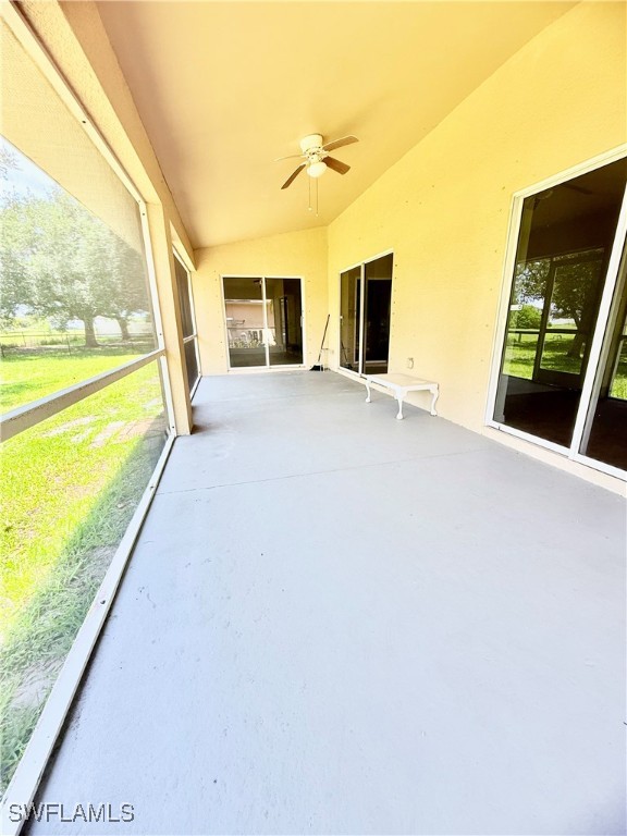 2452 NW 9th ST