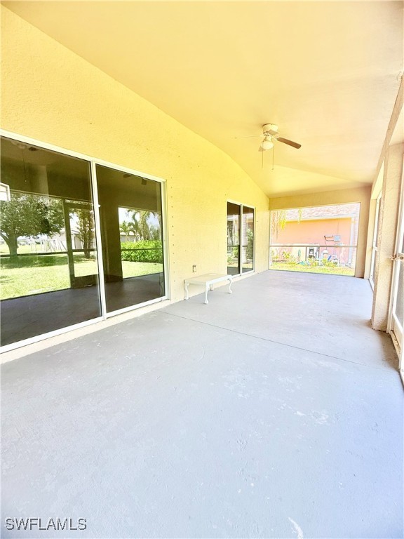 2452 NW 9th ST