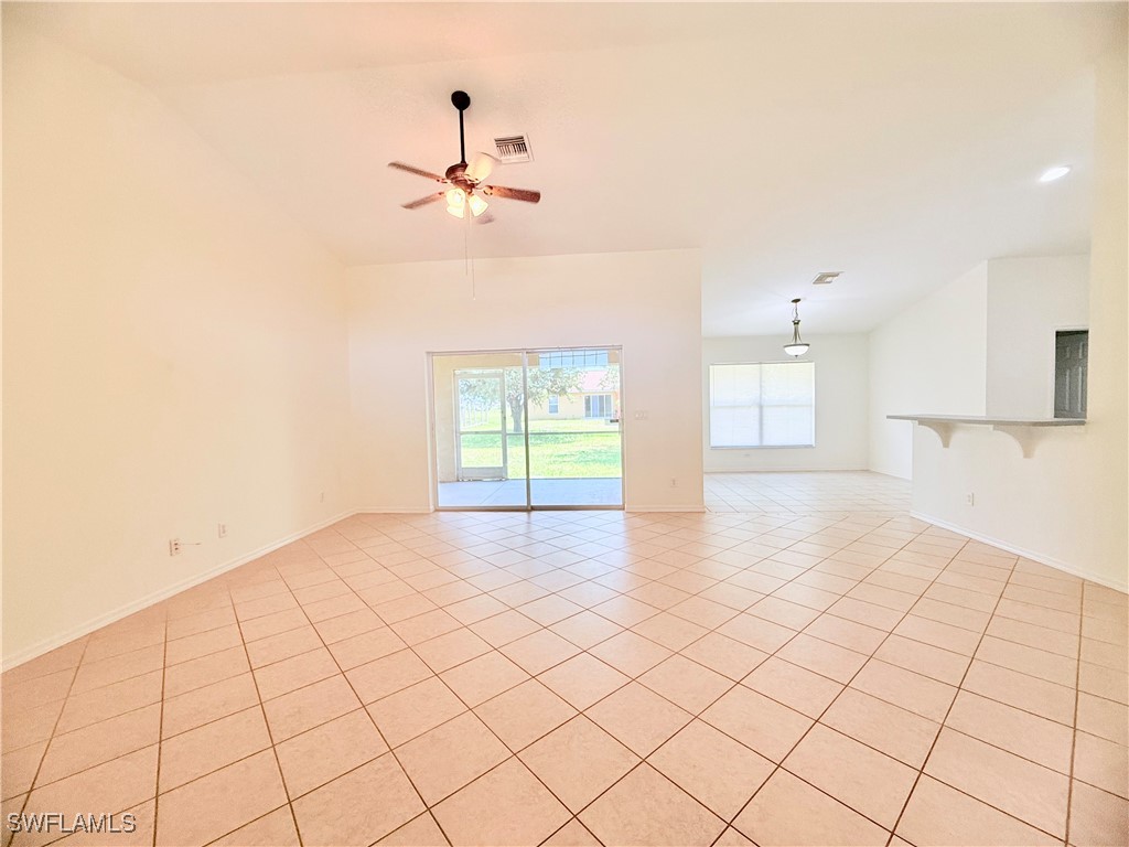 2452 NW 9th ST