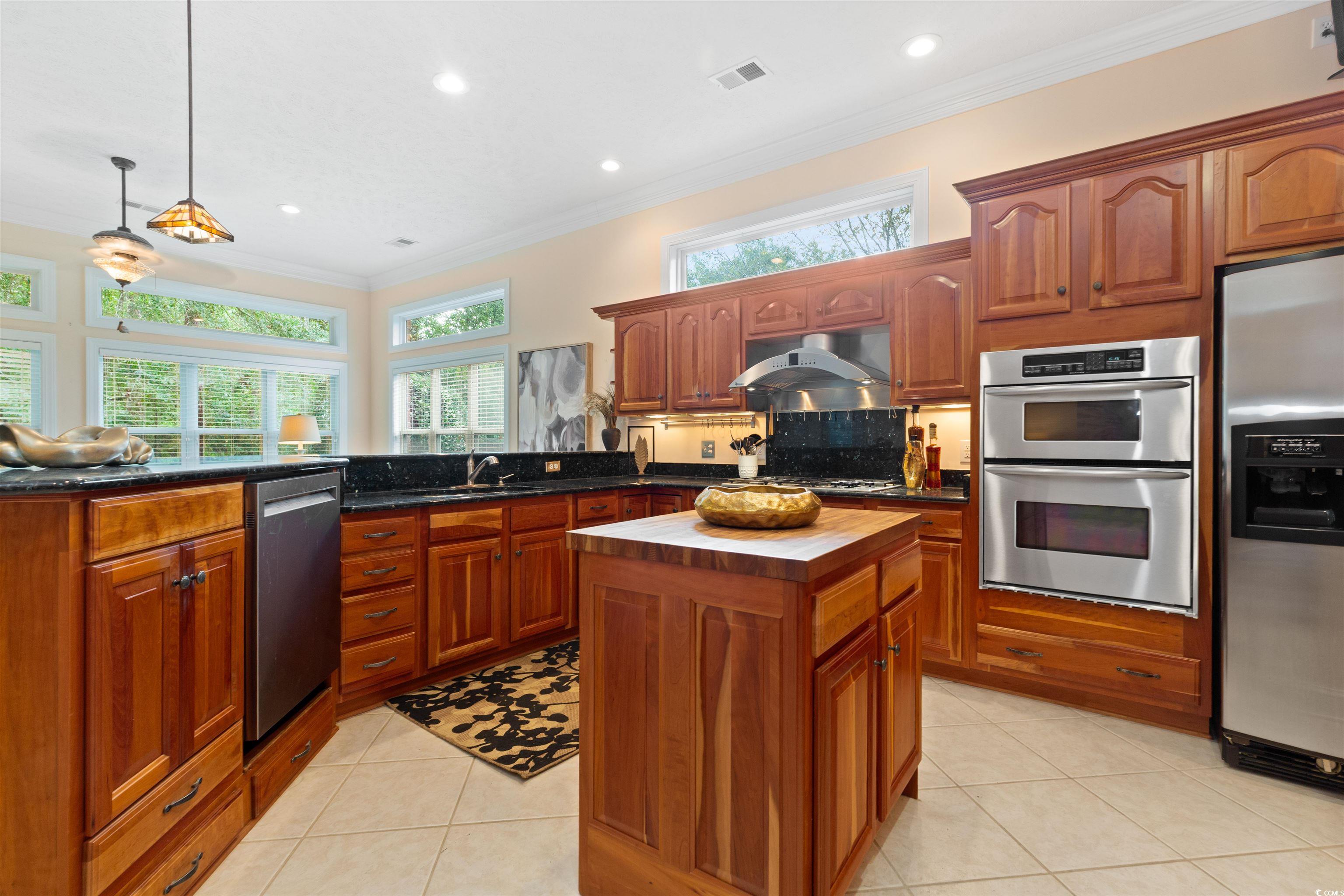 5632 S Blackmoor Dr.