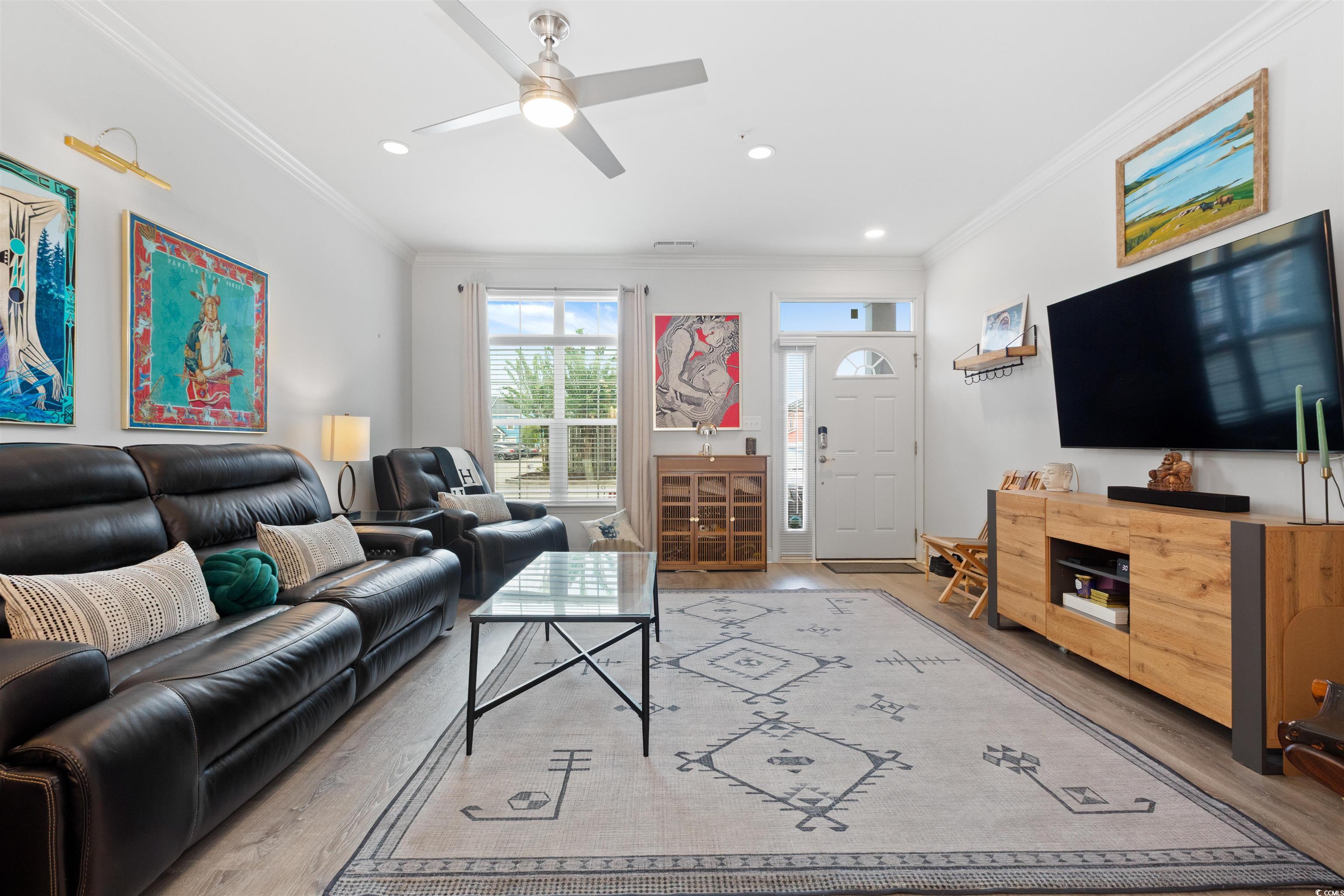 763 Moen Pl. Unit: 763-B
