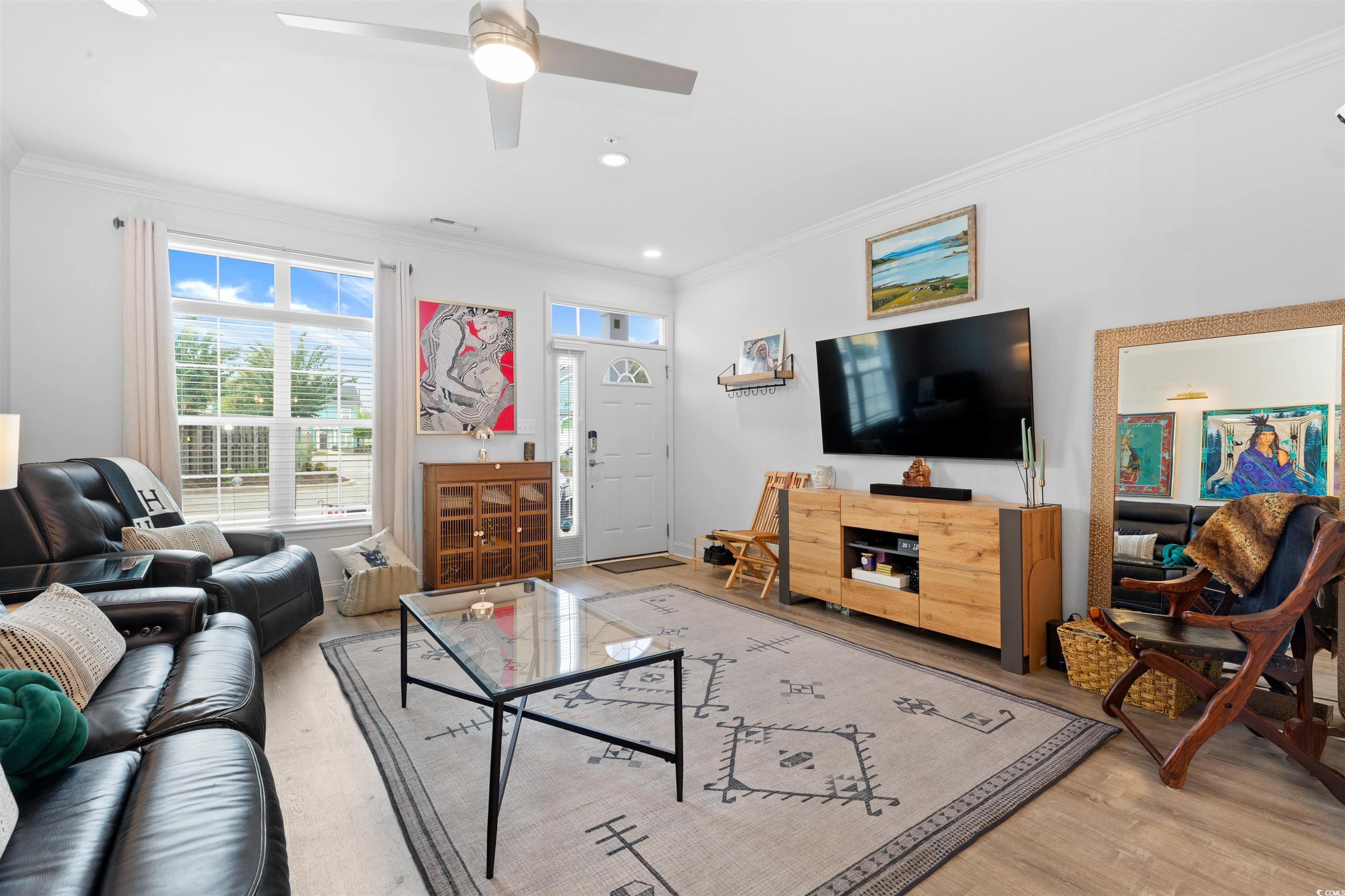 763 Moen Pl. Unit: 763-B