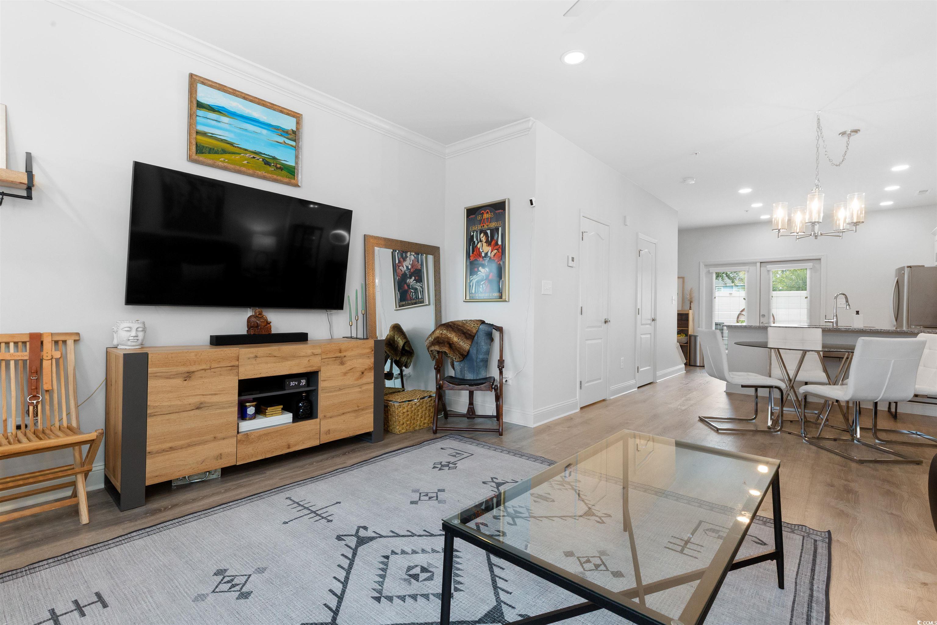 763 Moen Pl. Unit: 763-B