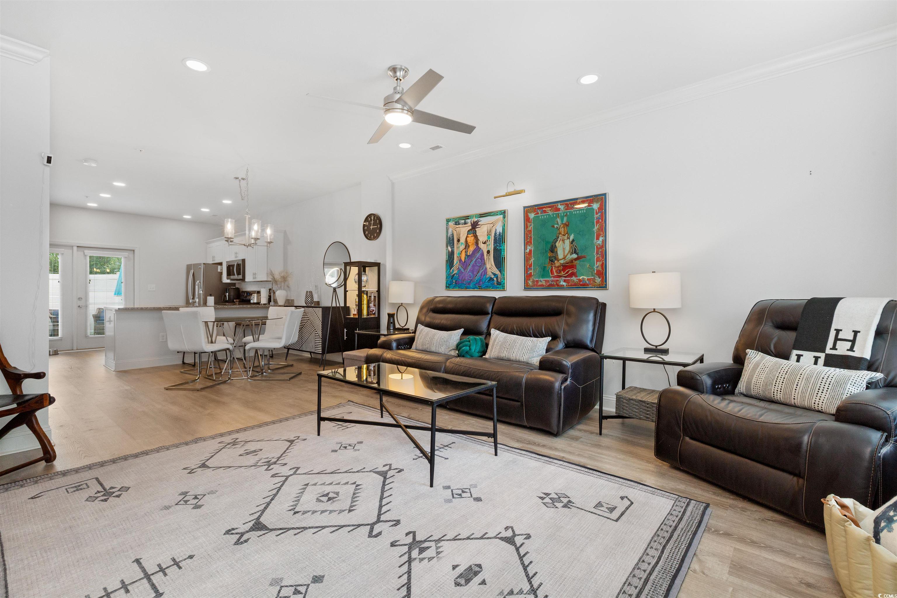 763 Moen Pl. Unit: 763-B