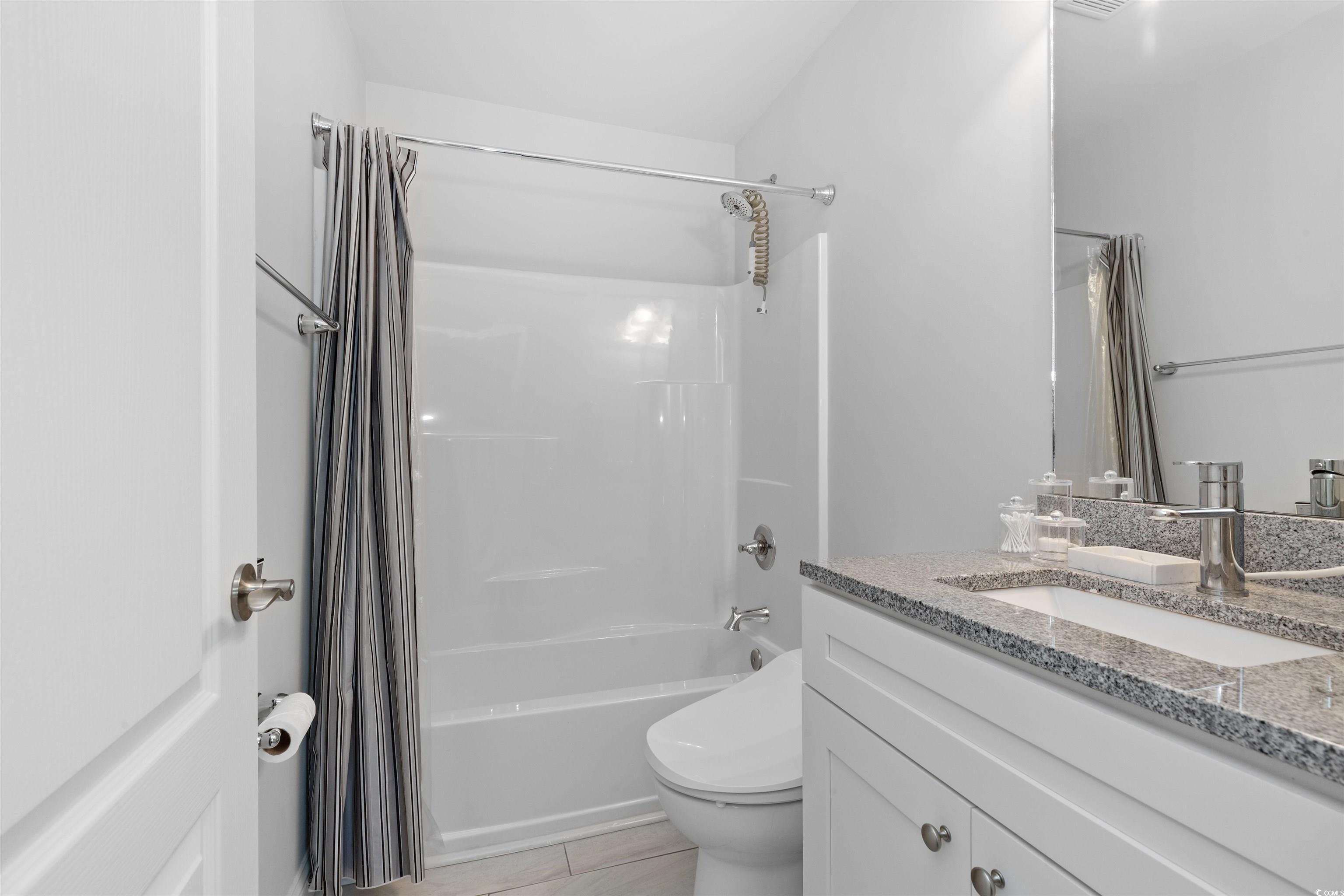 763 Moen Pl. Unit: 763-B
