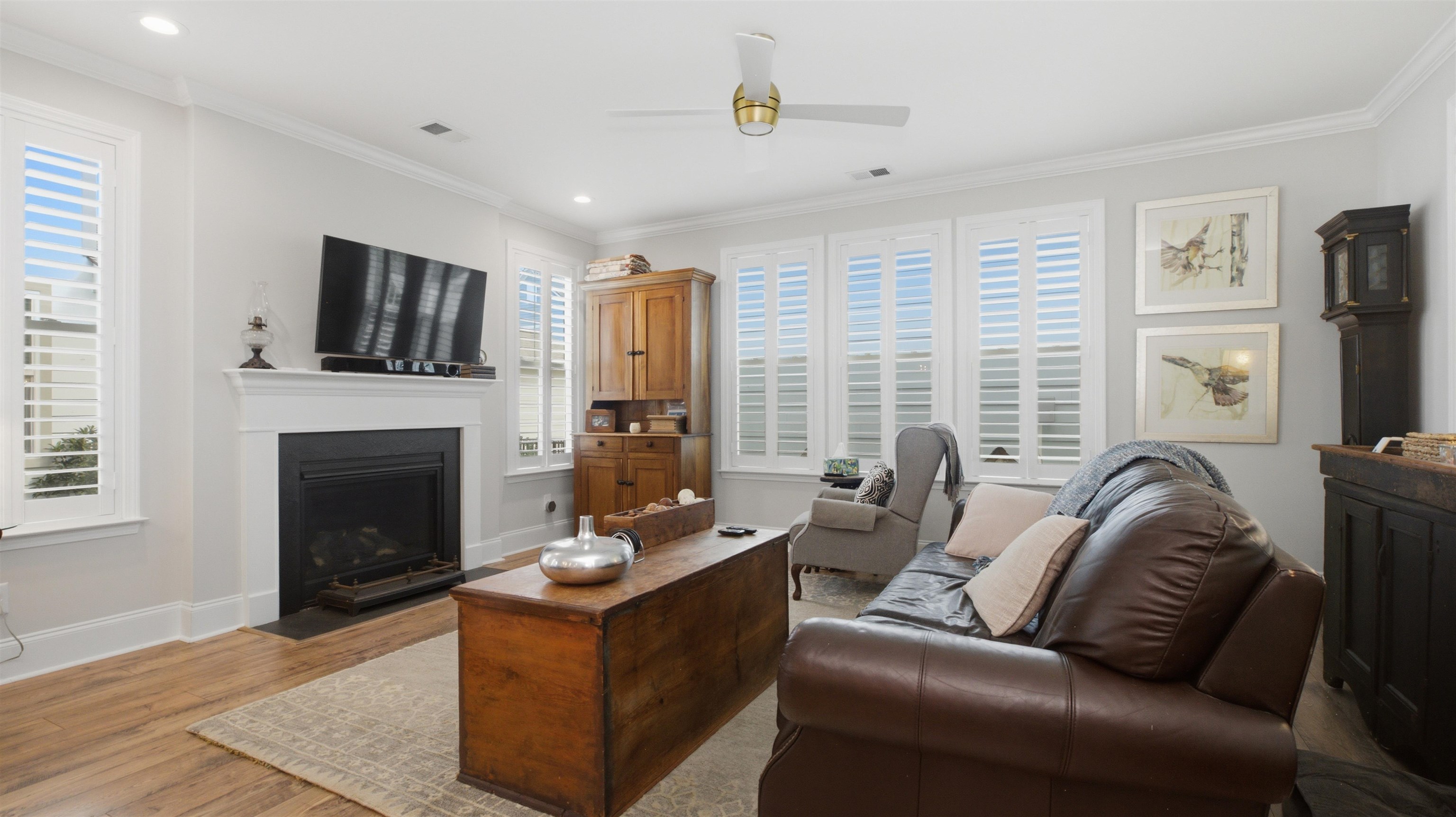 1815 Tryon Dr