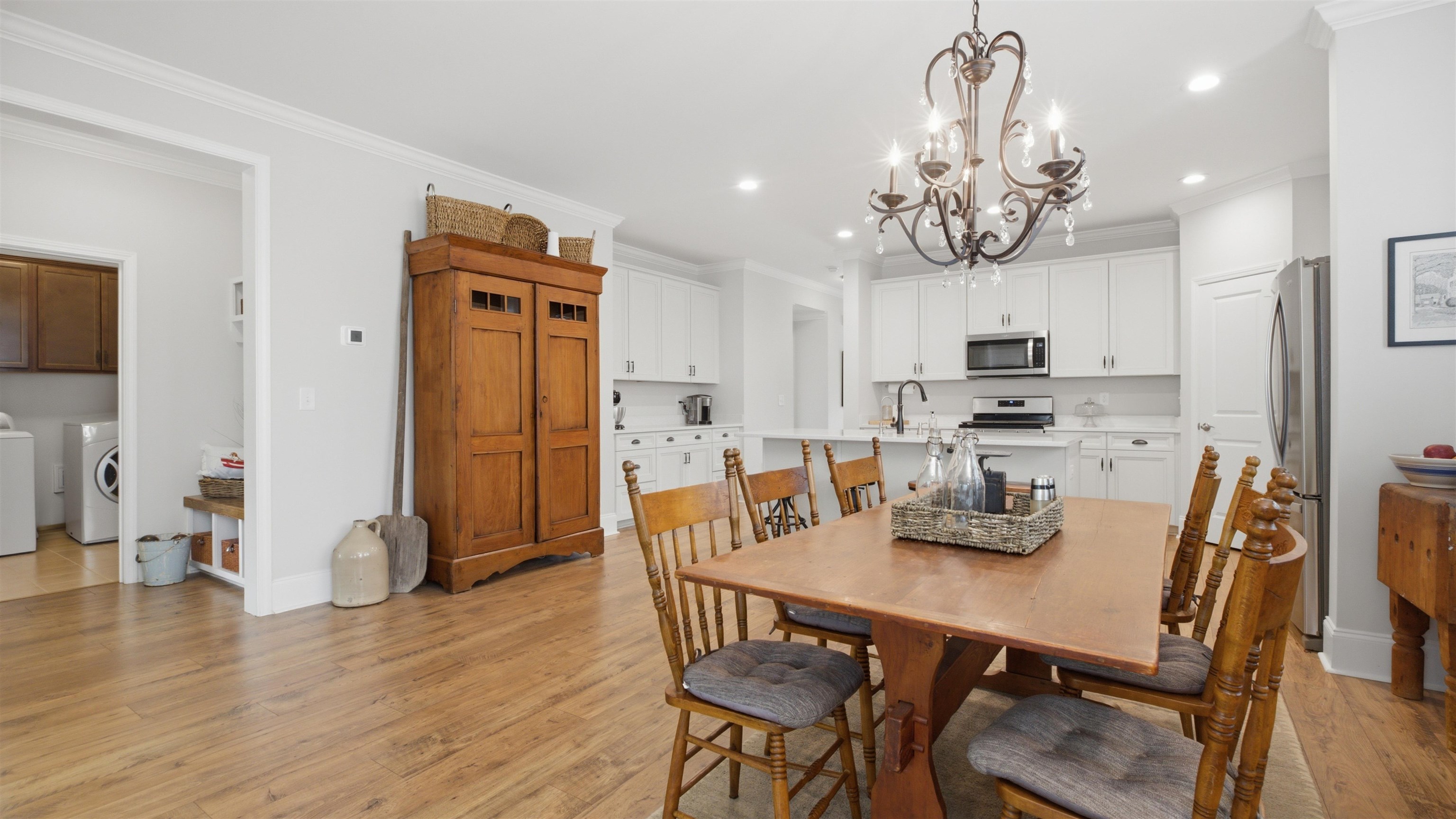 1815 Tryon Dr