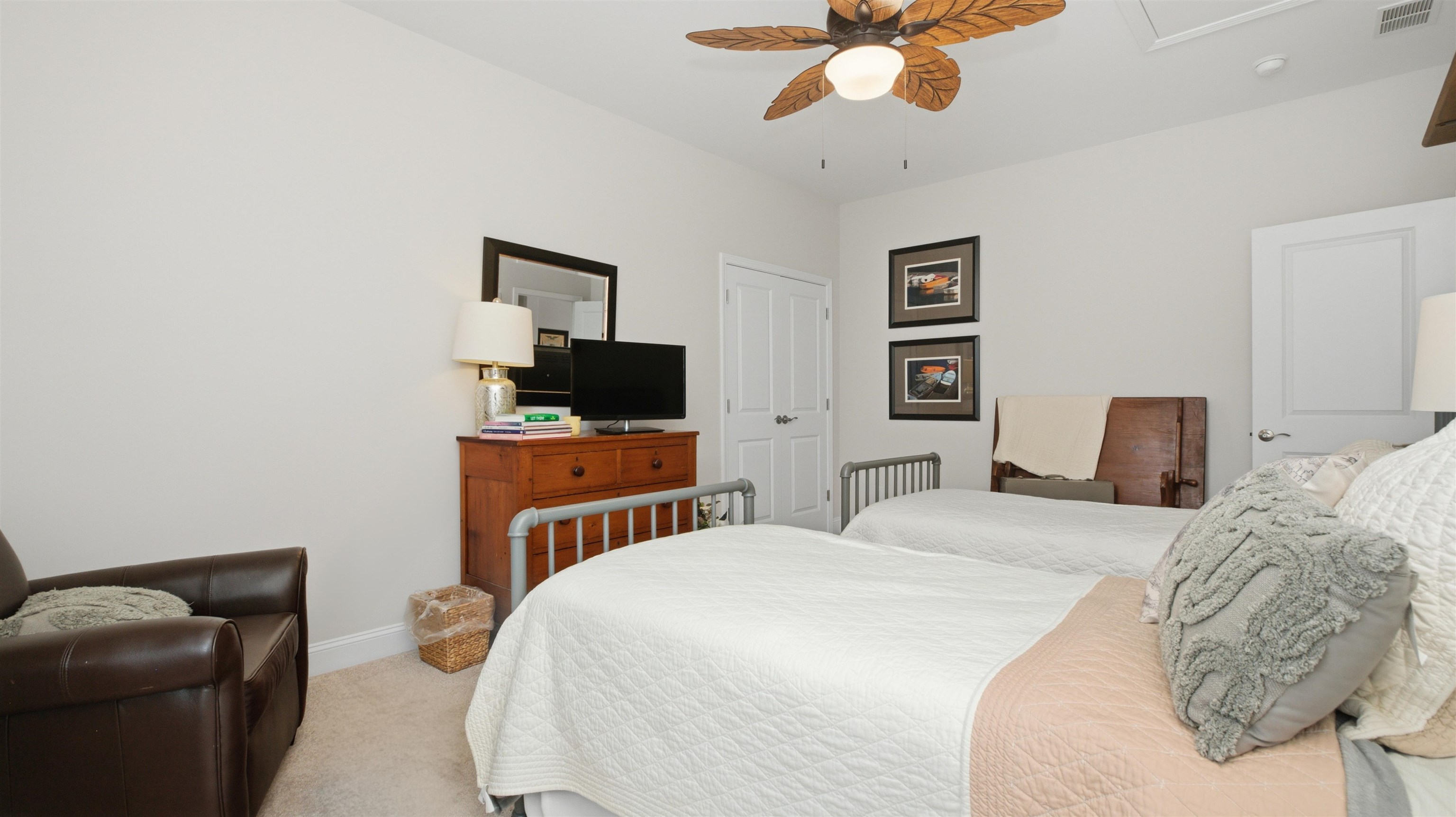 1815 Tryon Dr