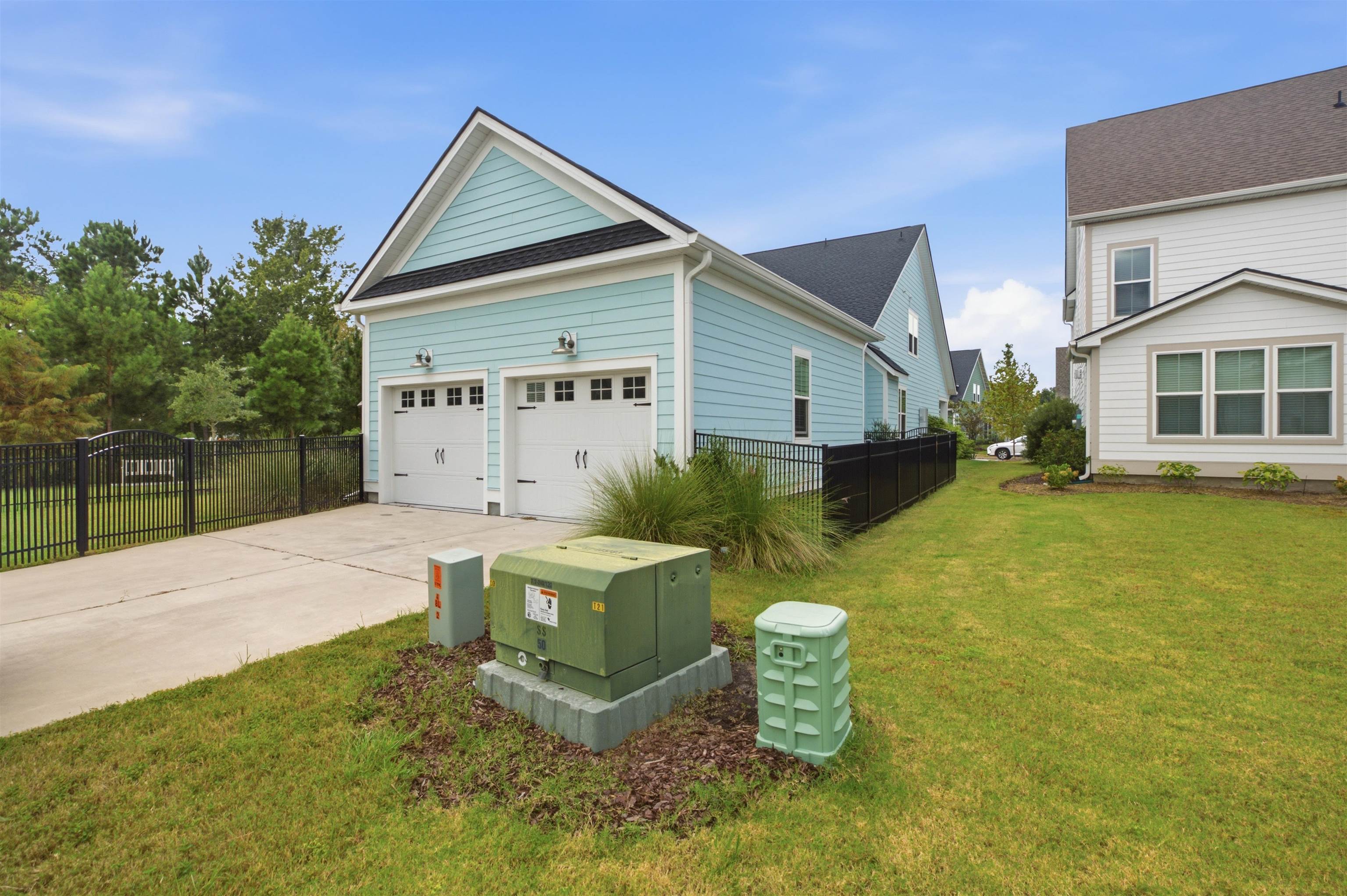 1815 Tryon Dr