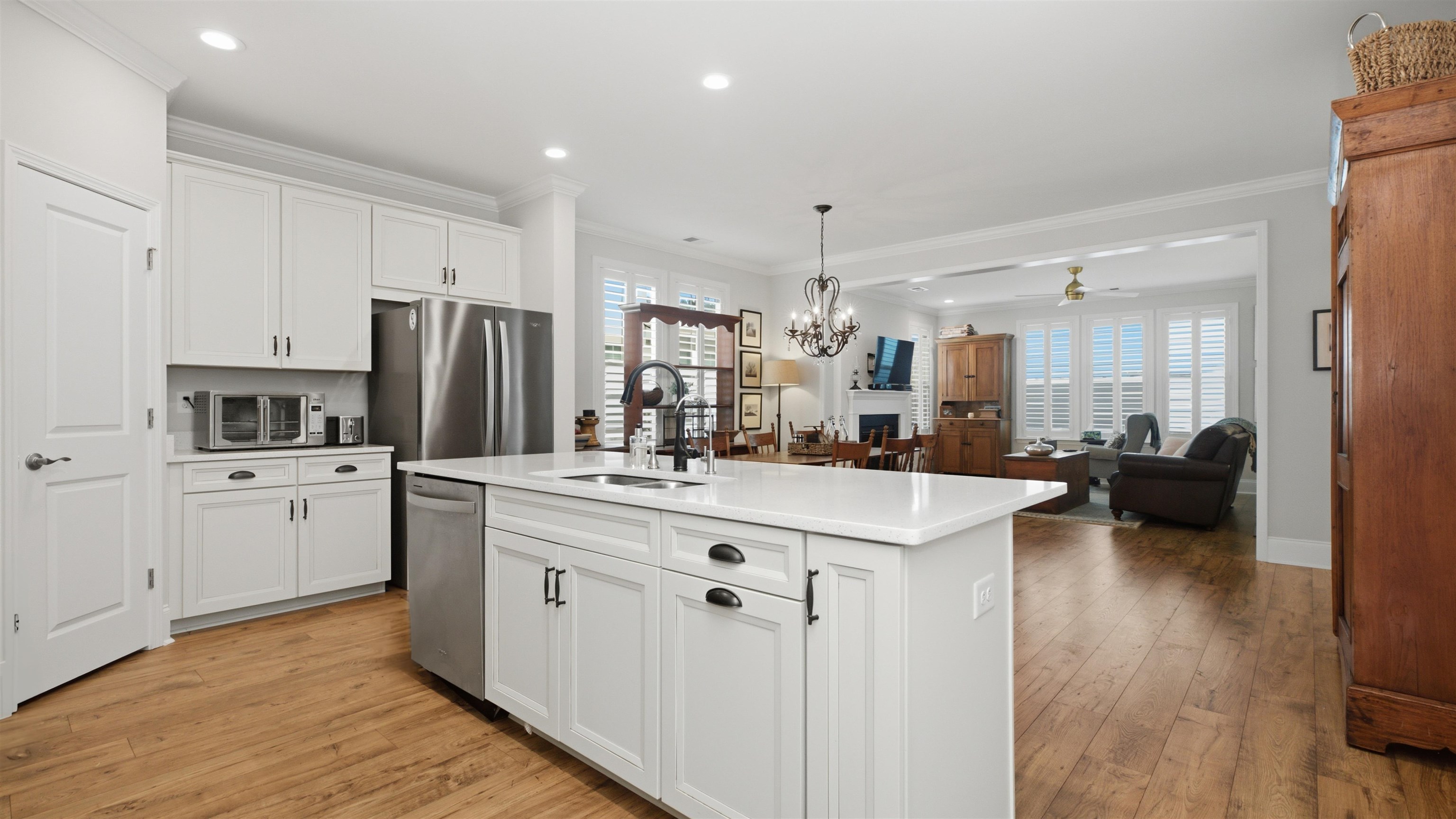 1815 Tryon Dr