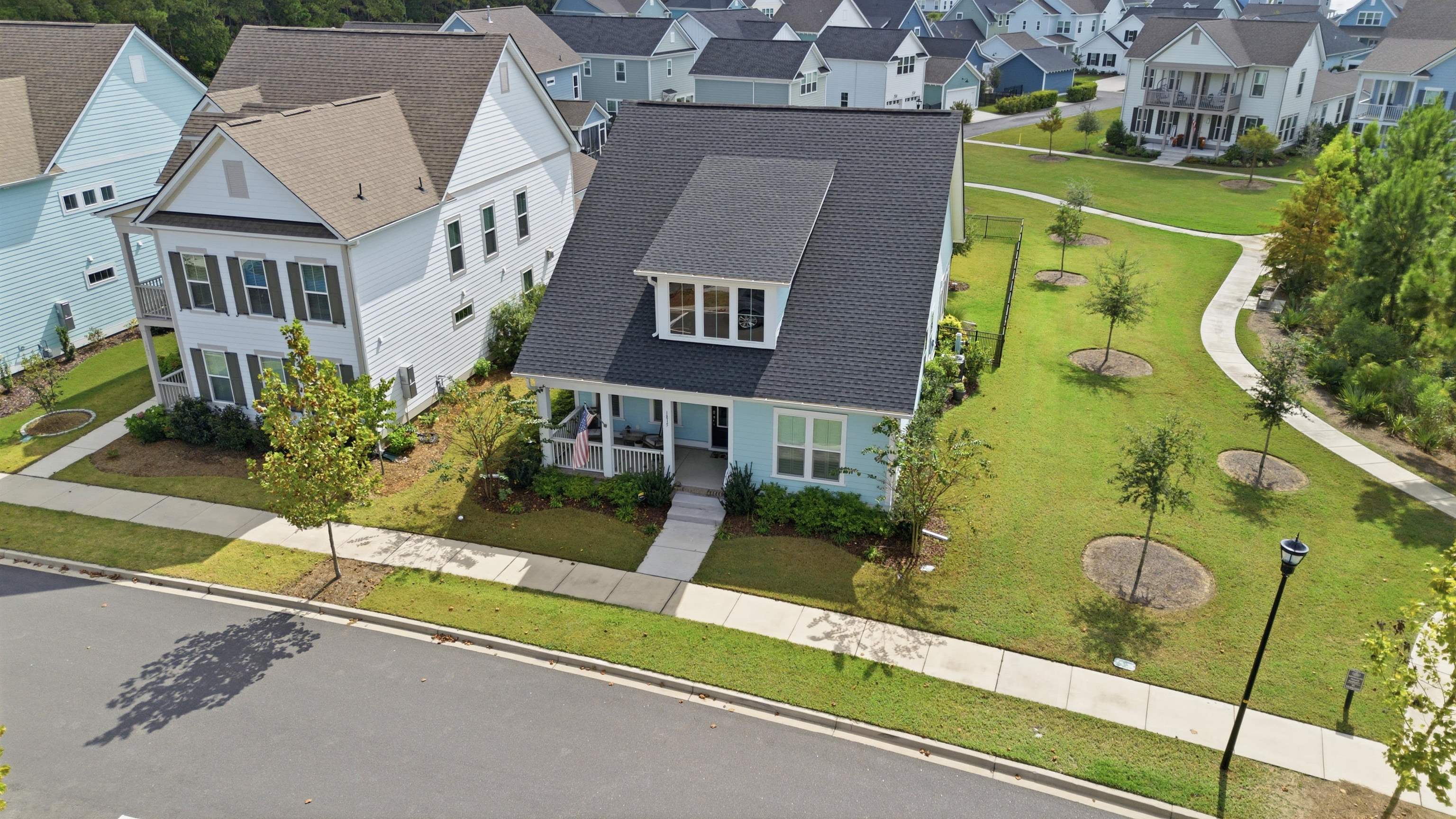 1815 Tryon Dr