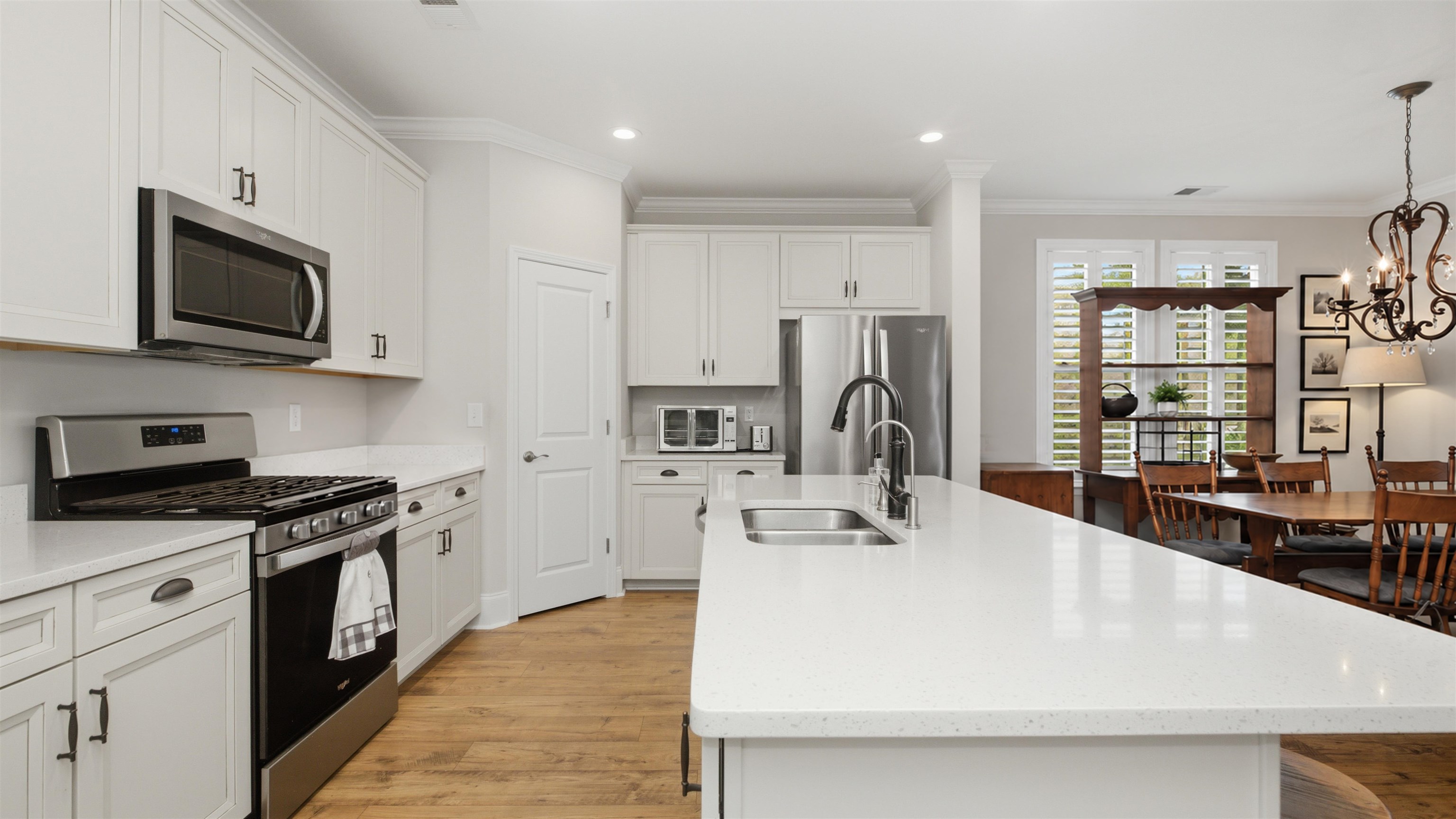 1815 Tryon Dr