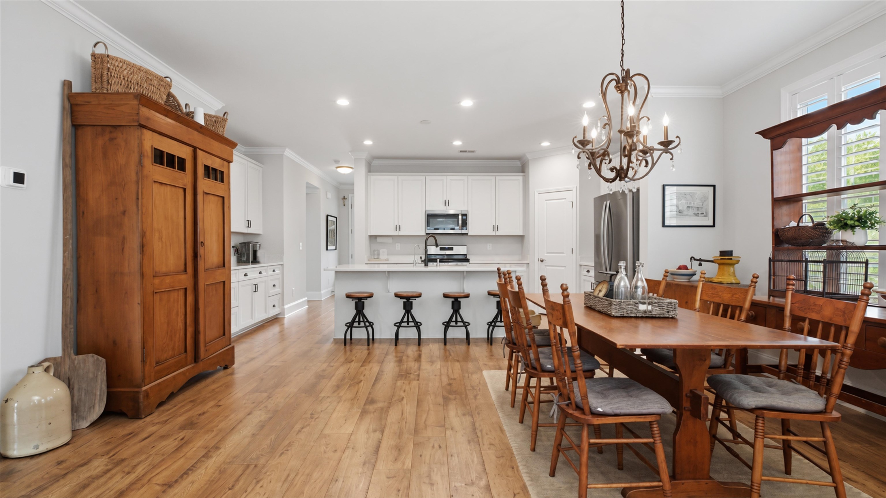 1815 Tryon Dr