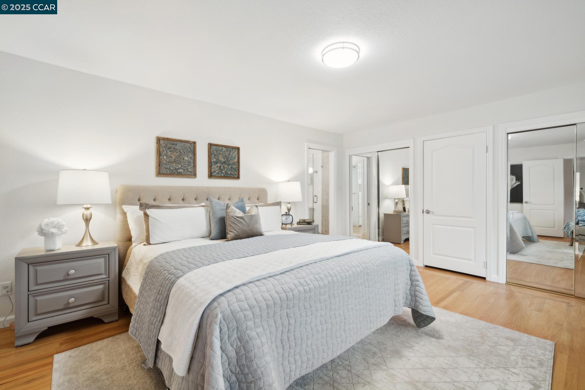 11 Hacienda Cir