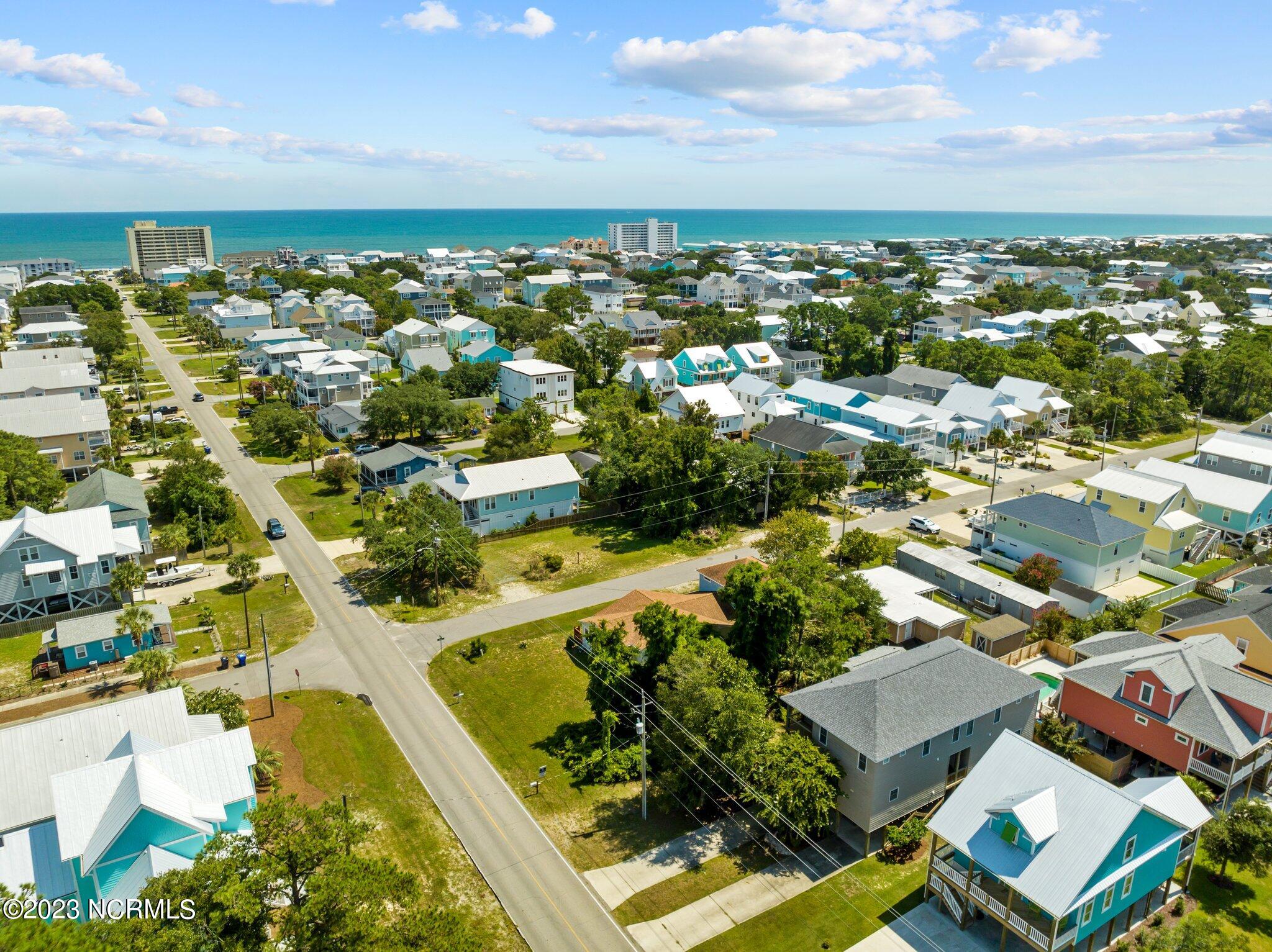 905 Ocean Boulevard, 2