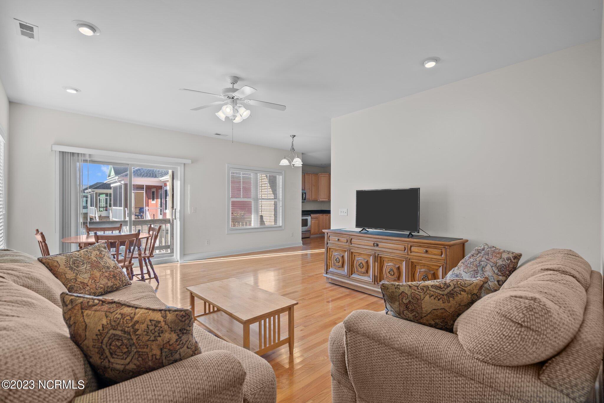 905 Ocean Boulevard Unit: 1