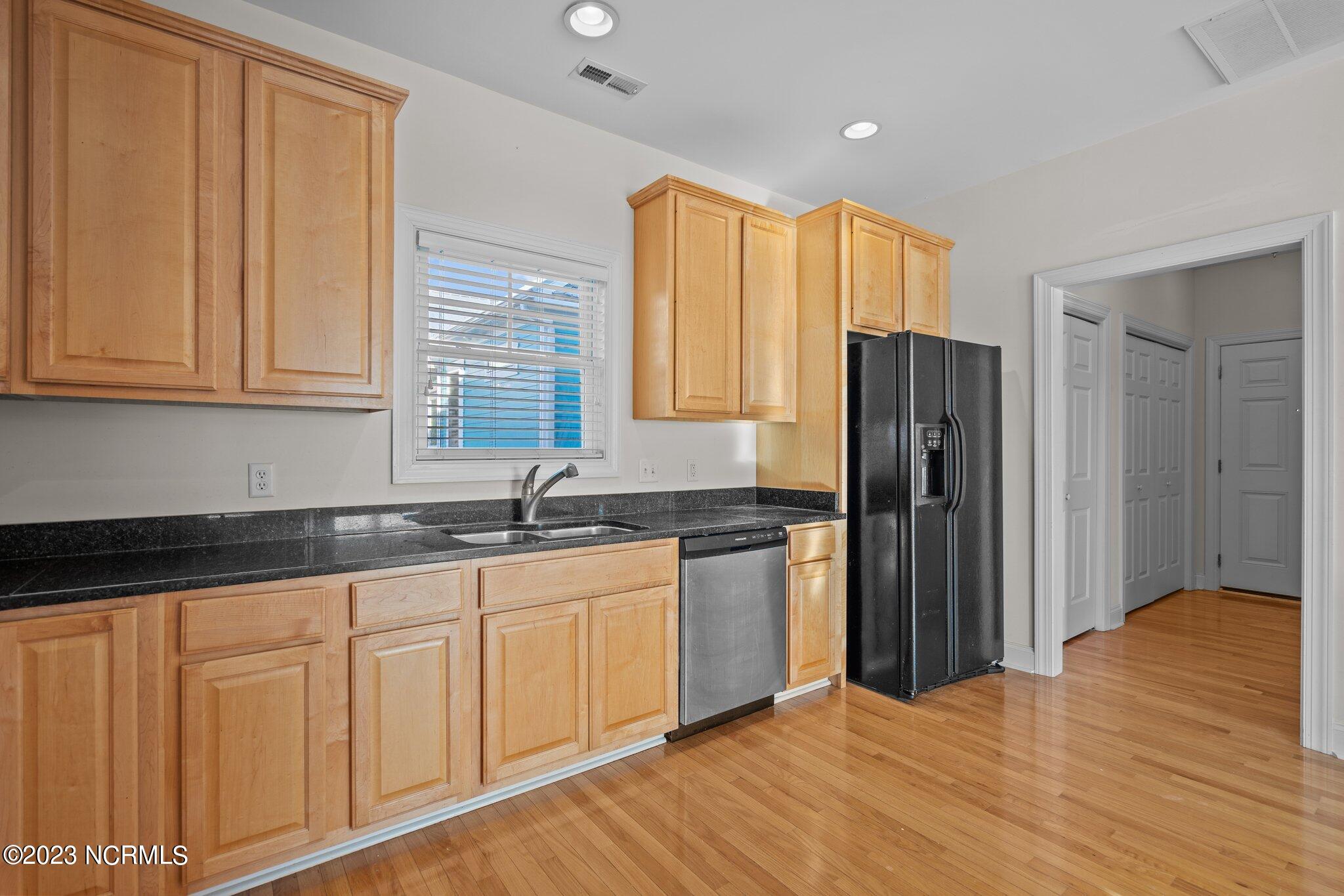 905 Ocean Boulevard Unit: 1