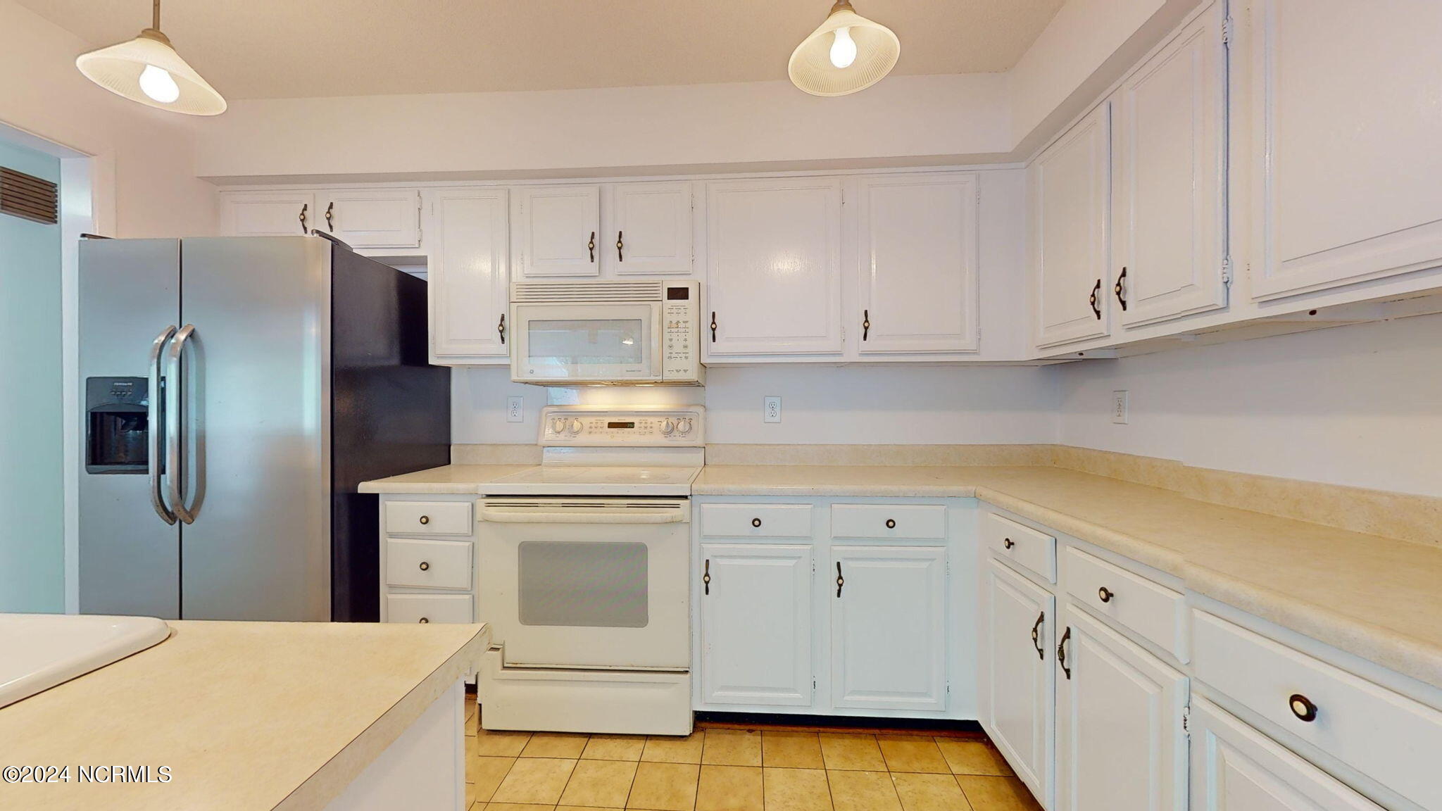 1200 Saint Joseph Street, 65