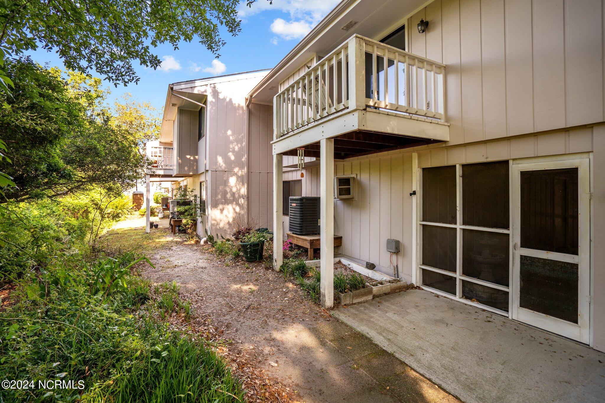 1200 Saint Joseph Street, 65