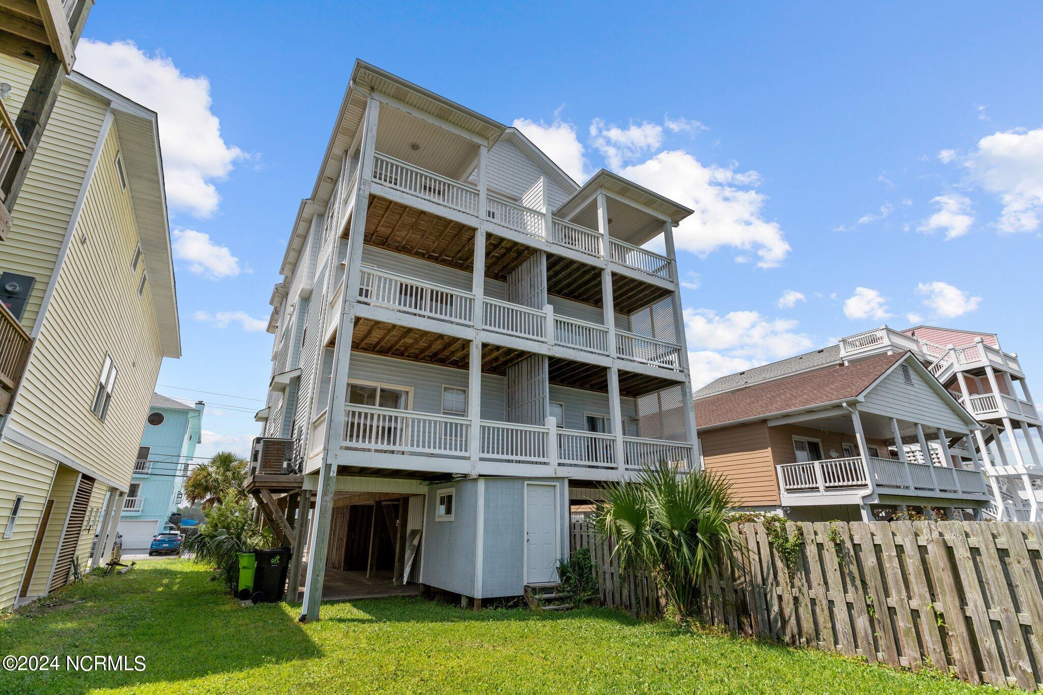 1102 Canal Drive, B