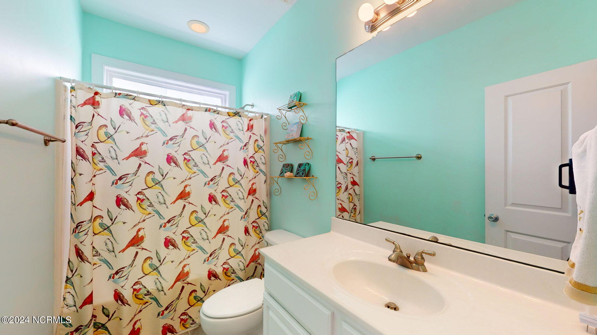 1102 Canal Drive, B