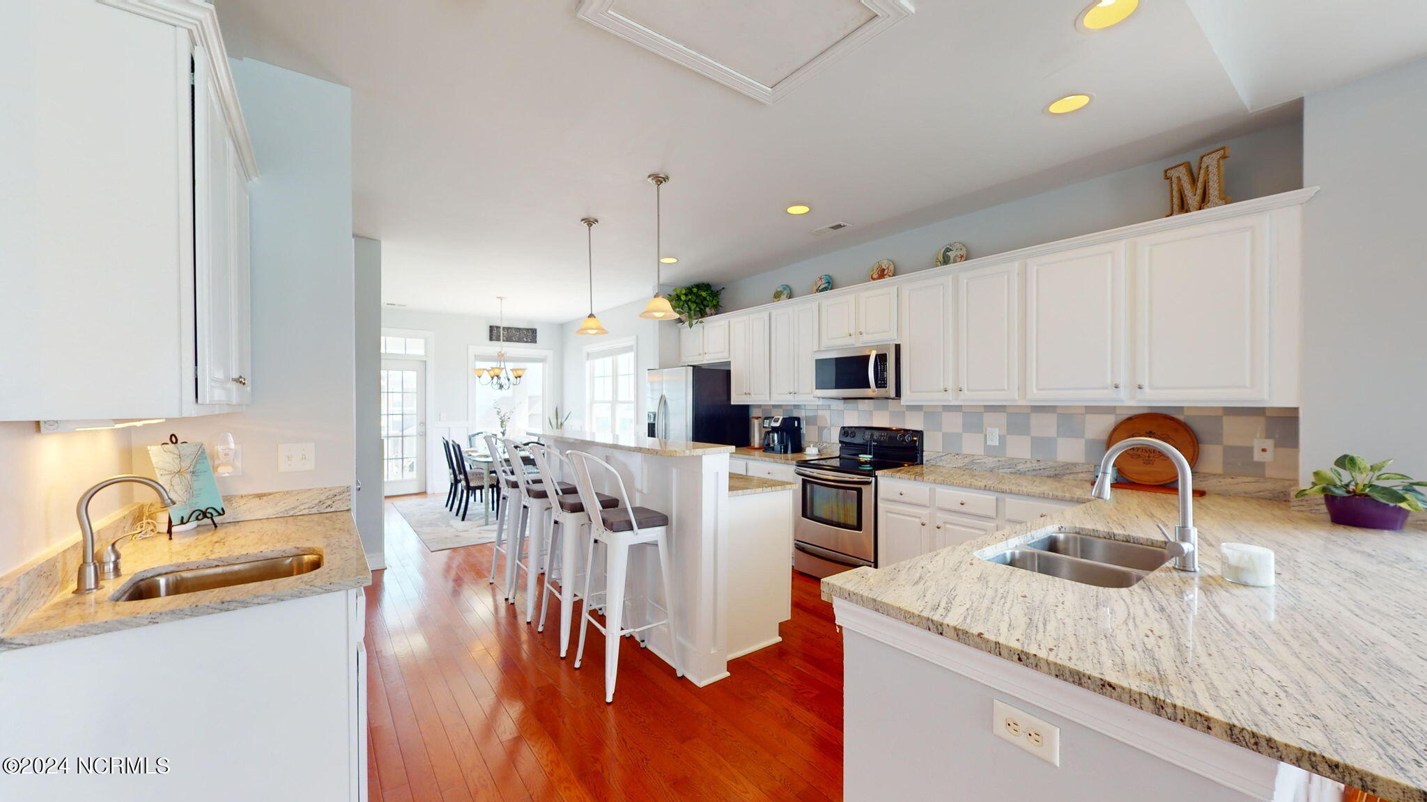 1102 Canal Drive, B