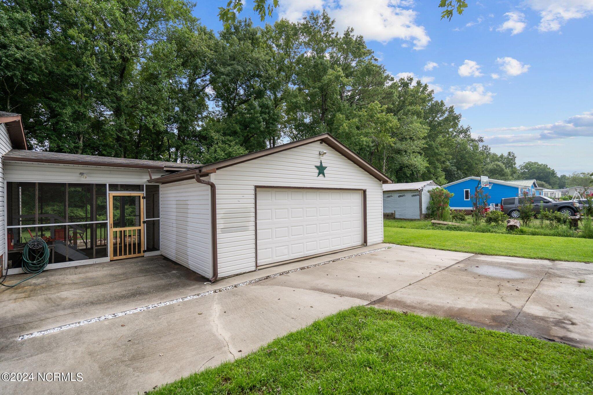 33 Kimberly Court