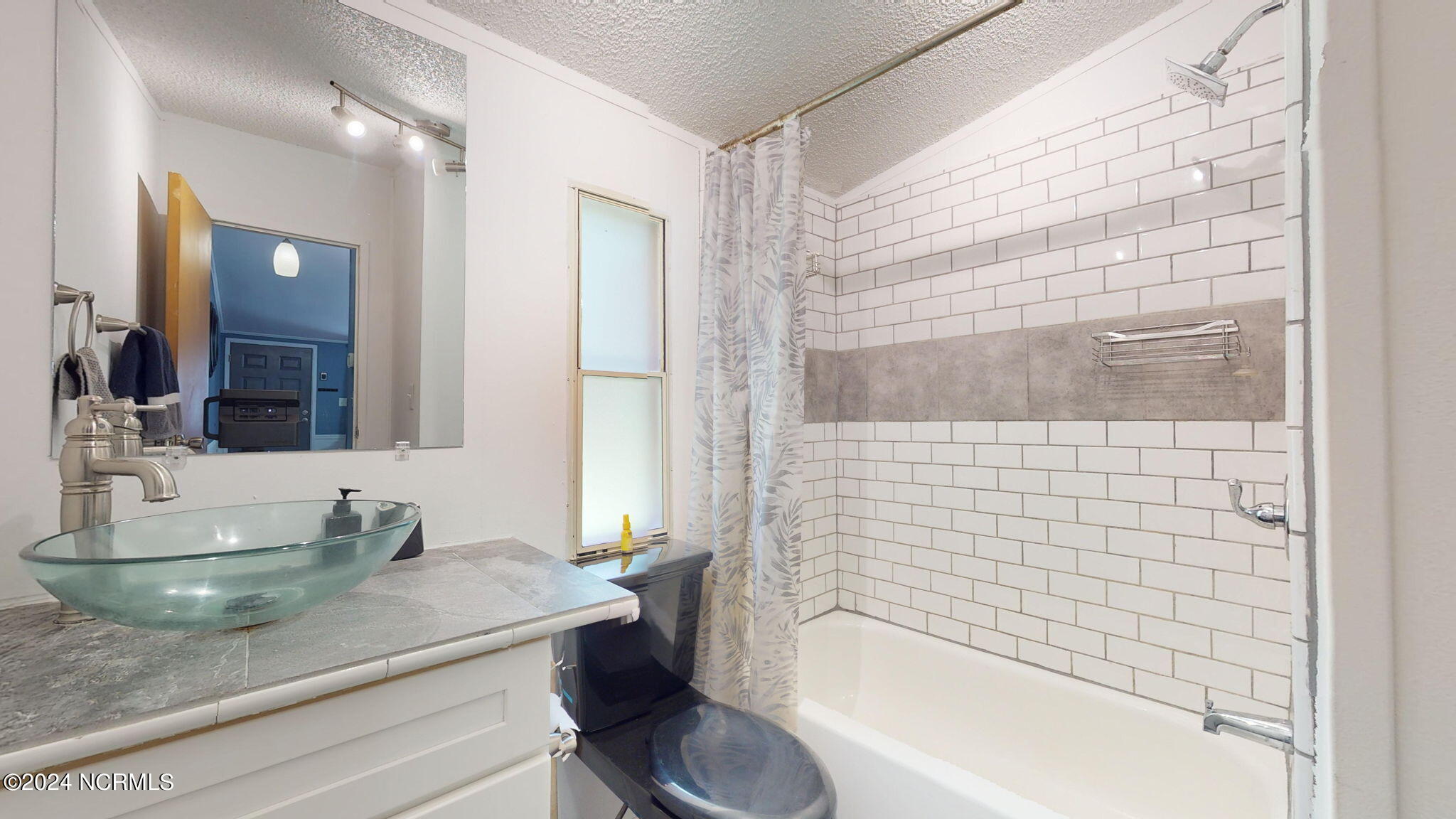 33 Kimberly Court