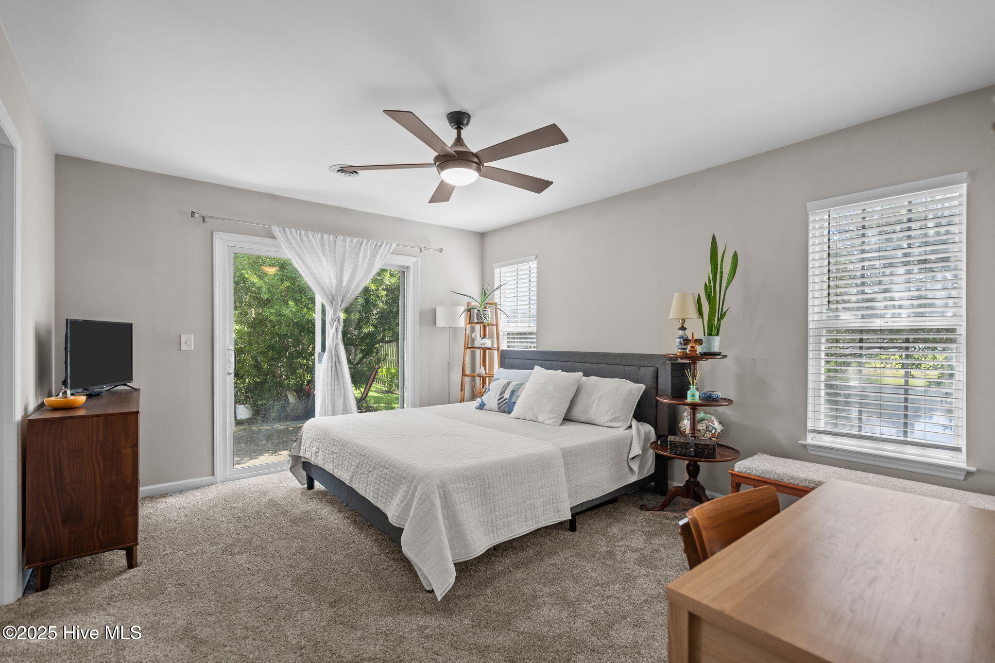2232 White Road
