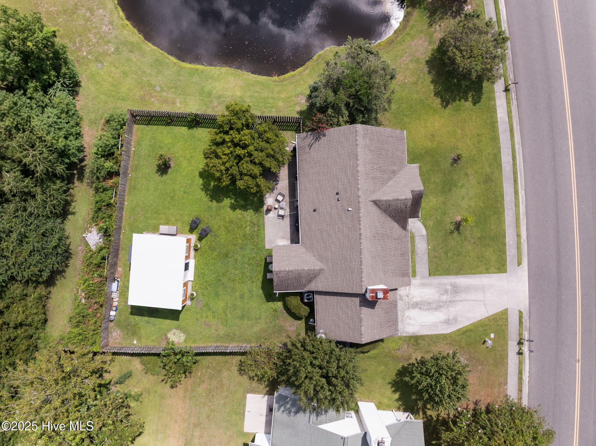 2232 White Road