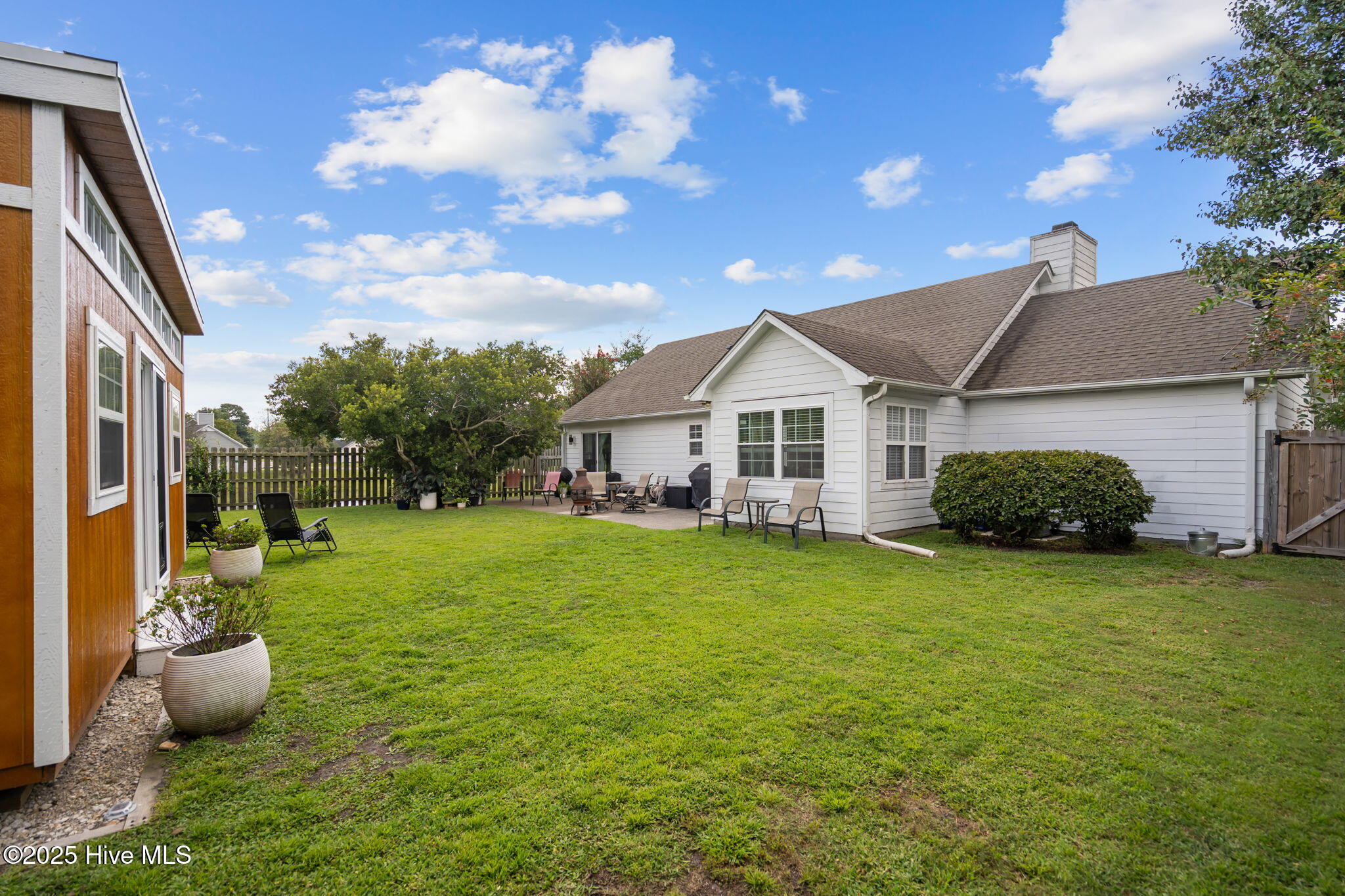 2232 White Road