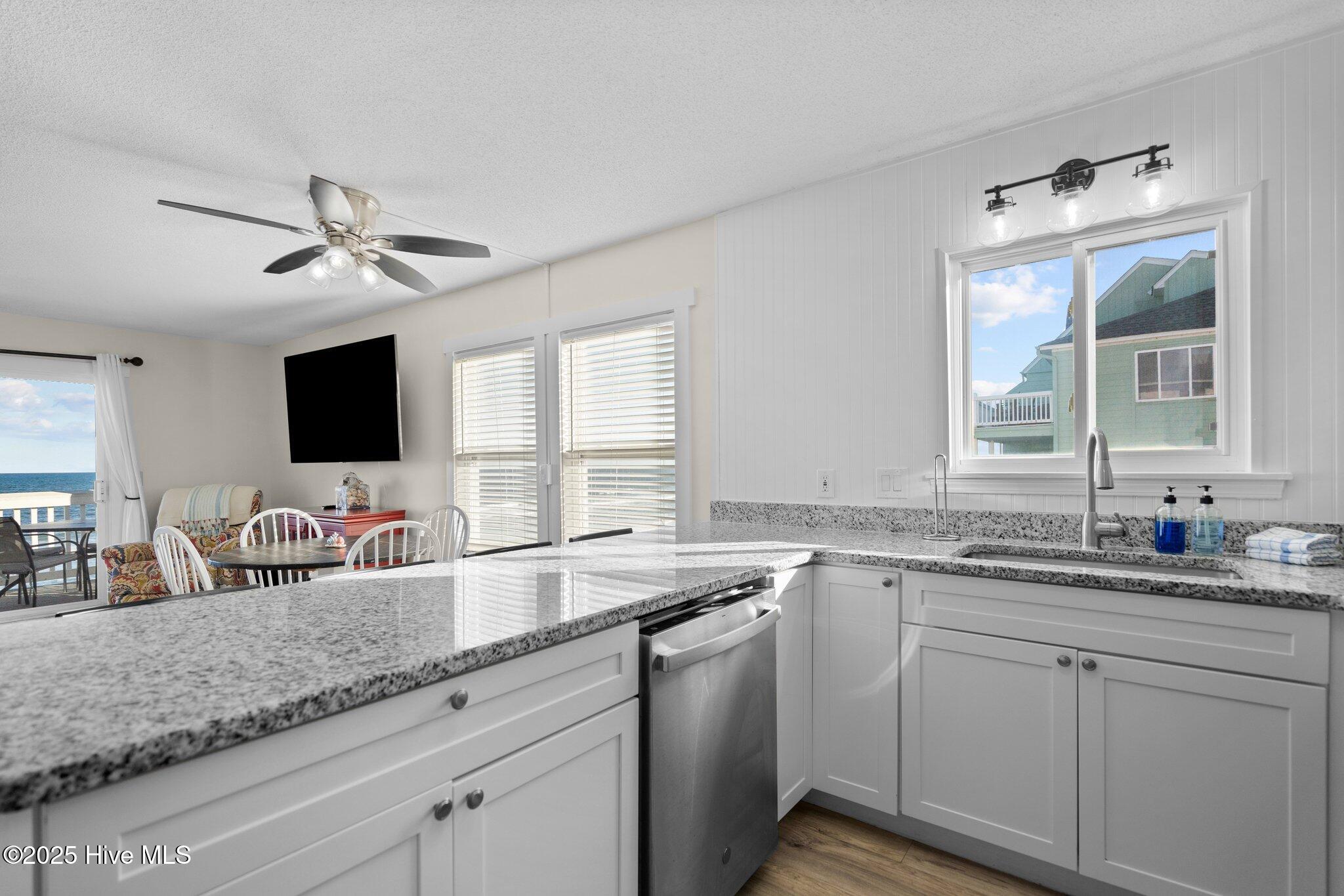 1600 Carolina Beach Avenue N Unit: C-4